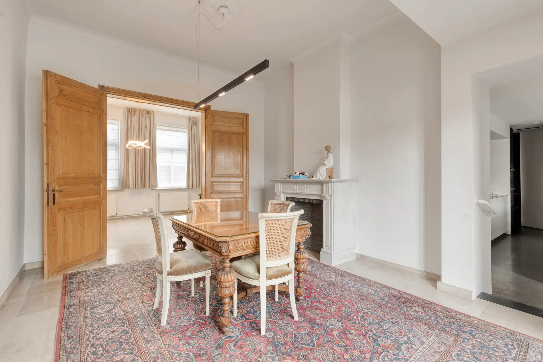 Charmante halfopen bebouwing vlakbij station Wetteren foto 3