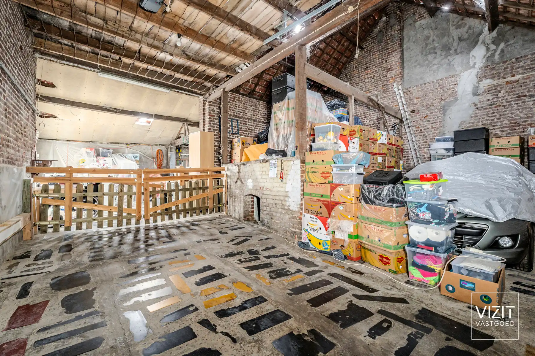Renovatieproject met ruime garage!  foto 17