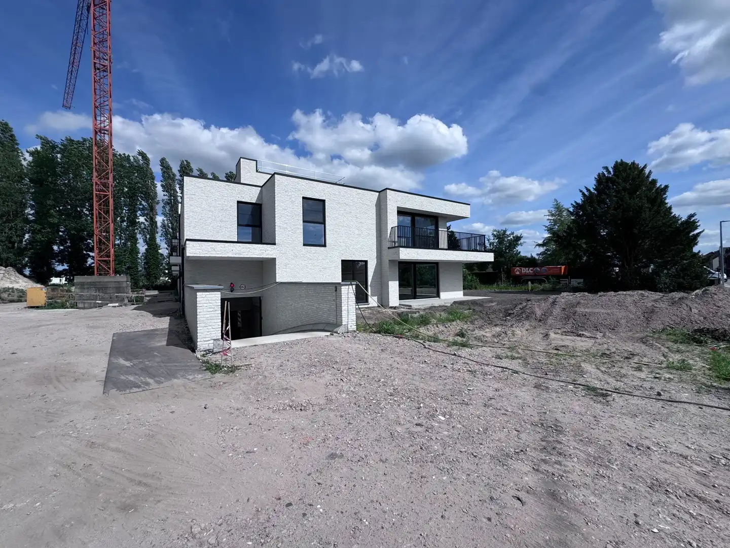 Prachtig nieuwbouwappartement met groot terras en tuin! (prijs inclusief garagebox en syndickosten) foto 2