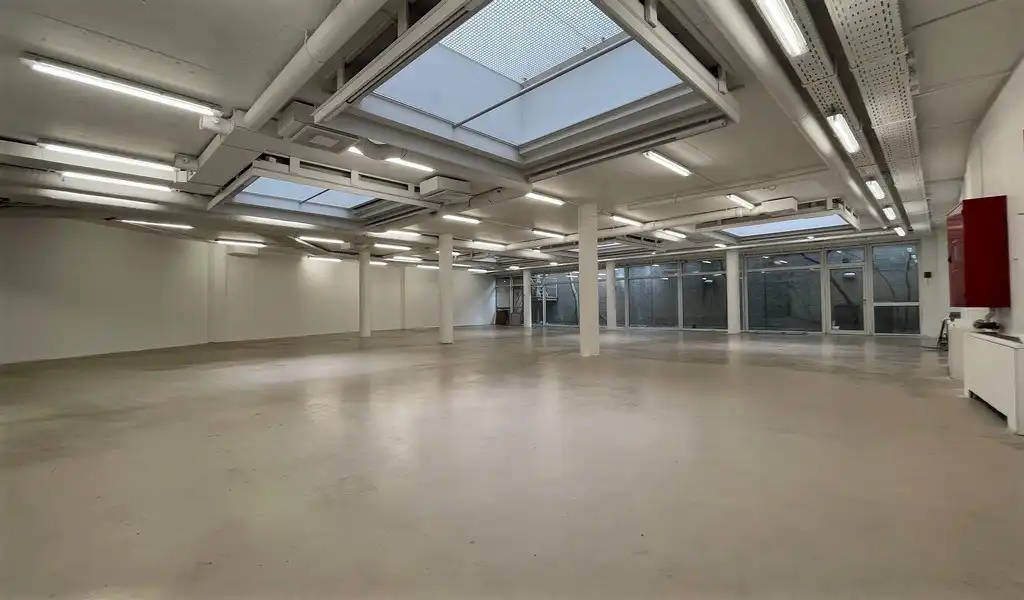 Polyvalente ruimte te huur in "Antwerp Gate I" te Berchem foto 4