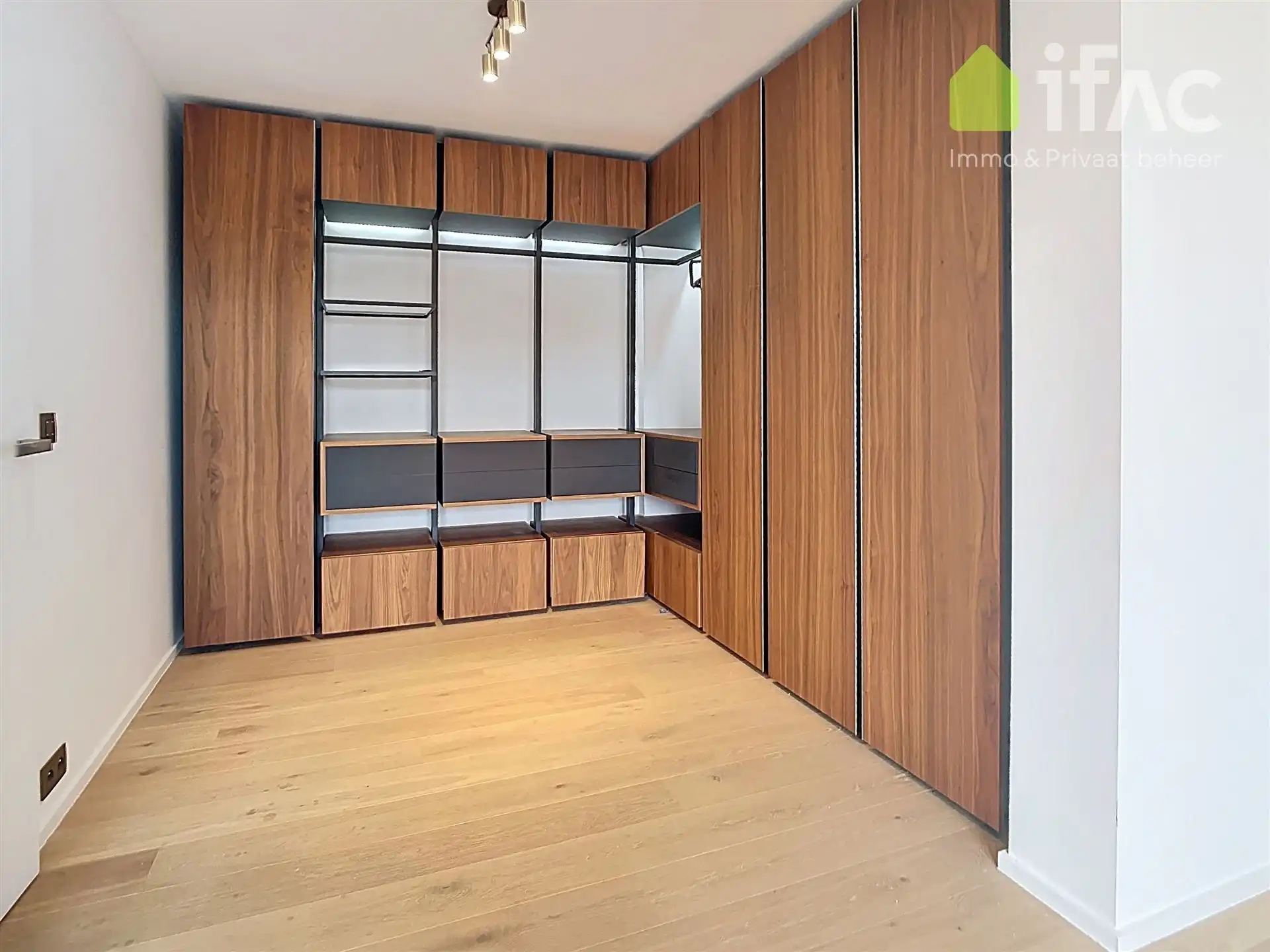 Prachtig, energiezuinig, luxe appartement m 2 slpk + garage foto 11
