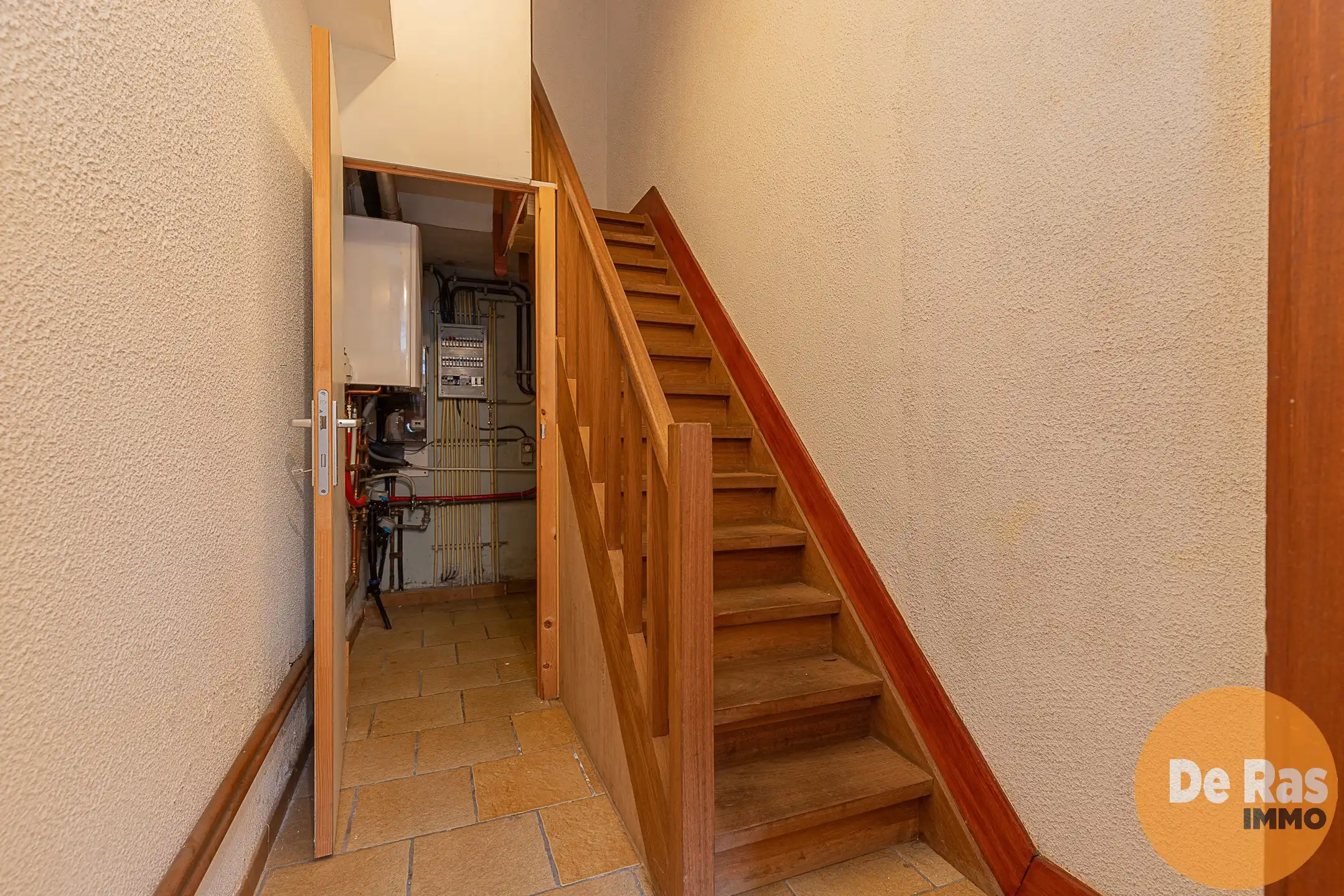 DENDERMONDE - Handelsruimte met ruime tuin en appartement foto 8