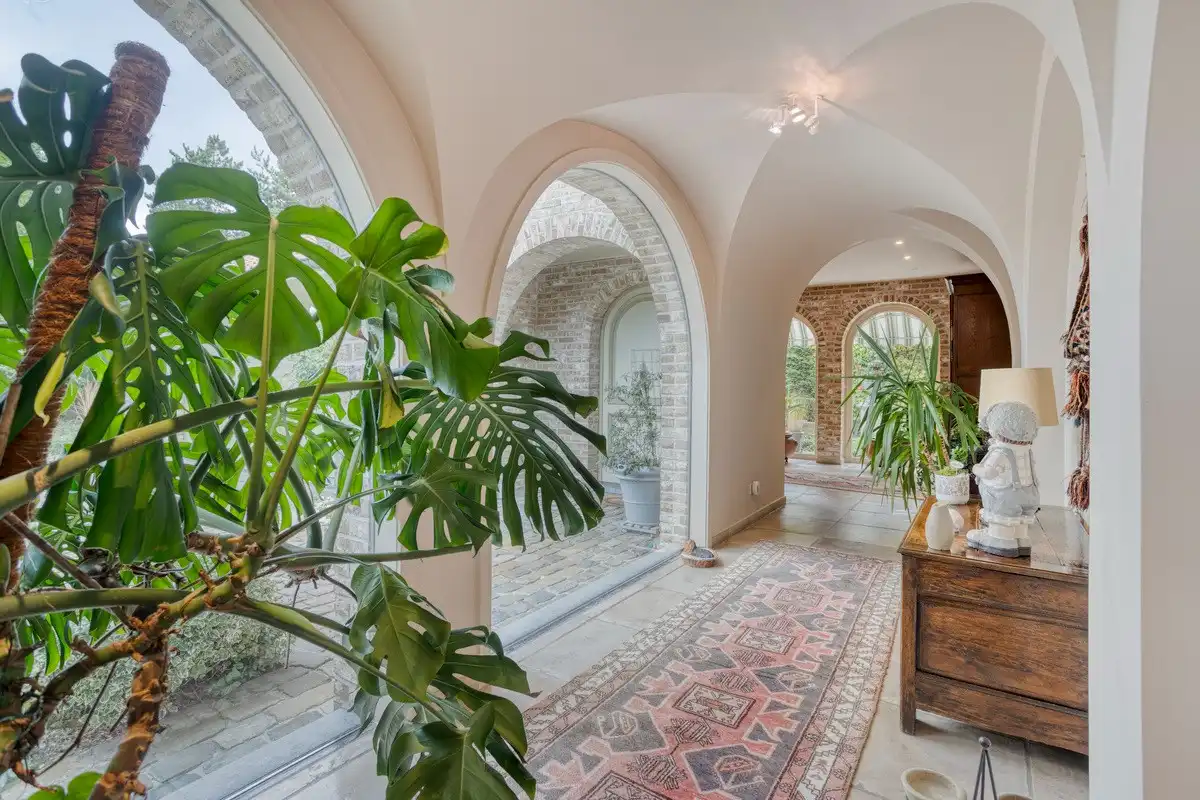 Exclusieve Spaanse villa welgelegen nabij de duinen en de zee. foto 7