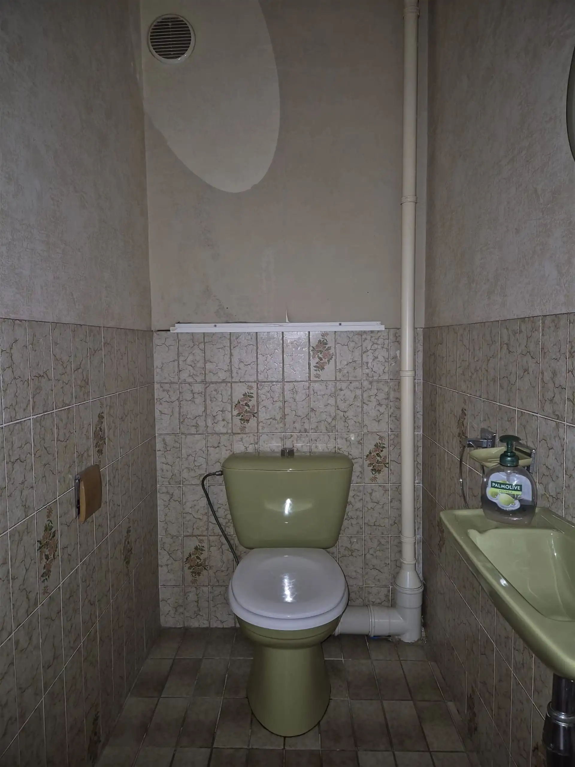 Ruim en lichtrijk appartement met 2 slaapkamers in het centrum van Wetteren. foto 23