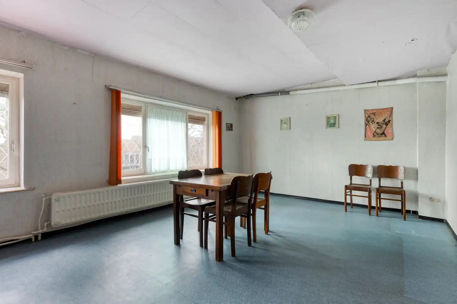 Ruime te renoveren tweegevelwoning op gunstige locatie foto 14