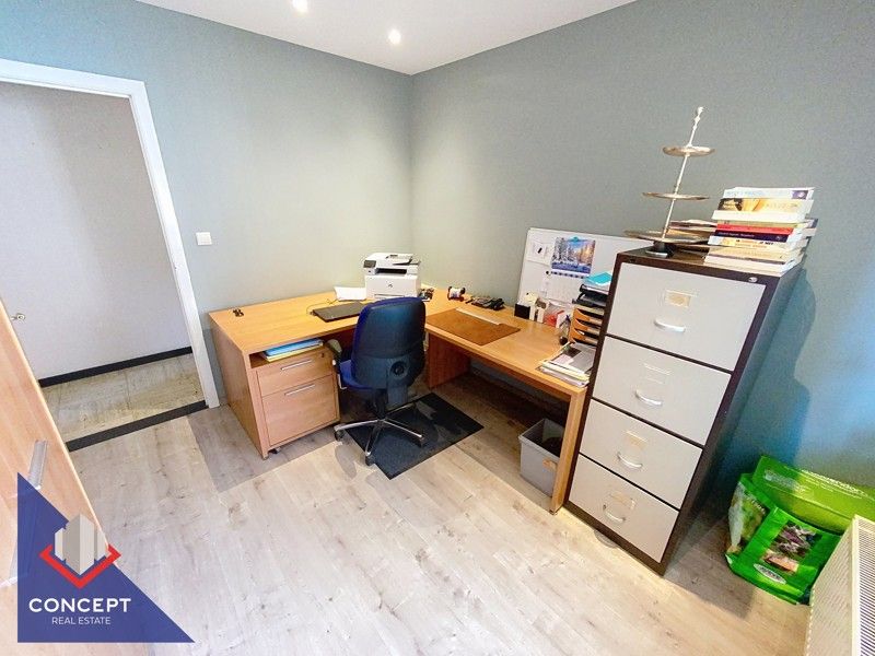 Instapklare woning met 3 slaapkamers met achterliggende paardenweides. foto 16