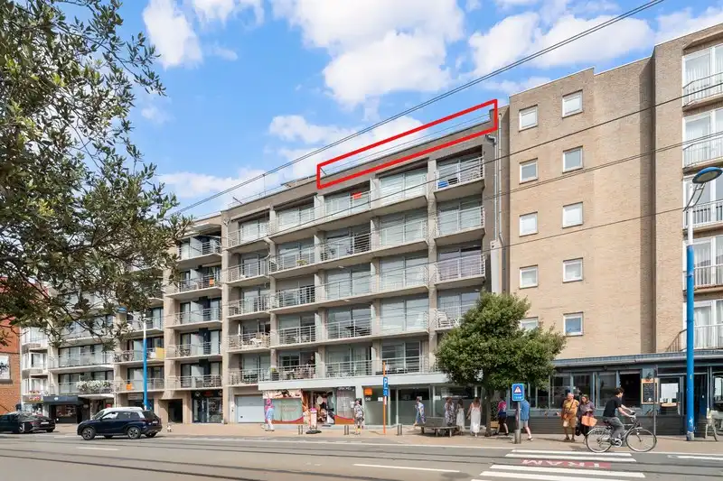 RECENT  EN CENTRAAL GELEGEN PENTHOUSE APPARTEMENT  MET  2 SLAAPKAMERS TE KOOP foto 22