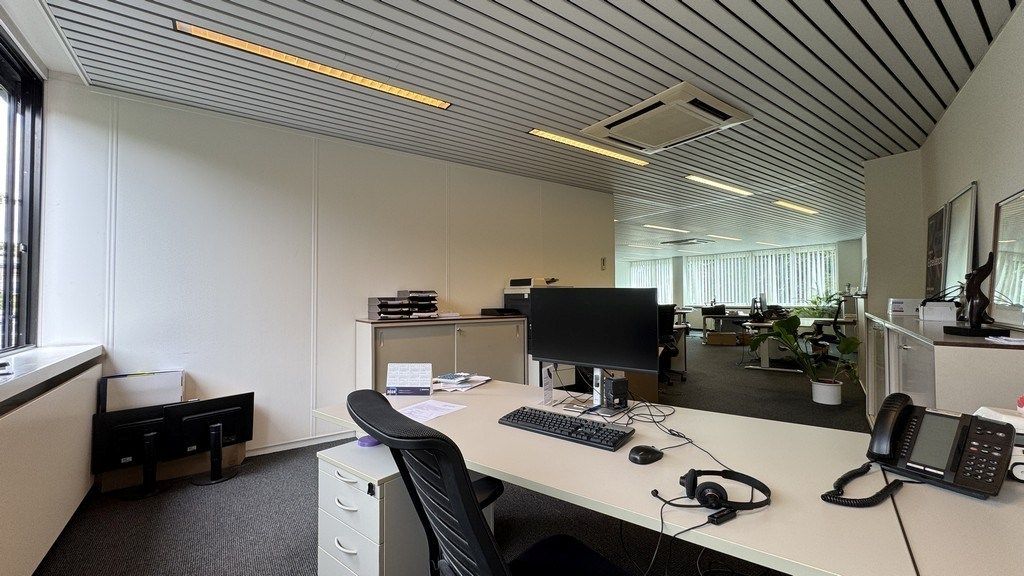 Instapklaar kantoor te huur nabij Singel Antwerpen foto 9