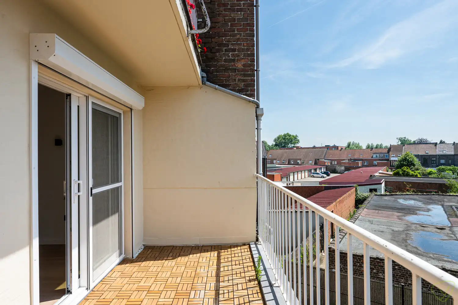 Uitzonderlijk groot appartement nabij het station van Eeklo! foto 22