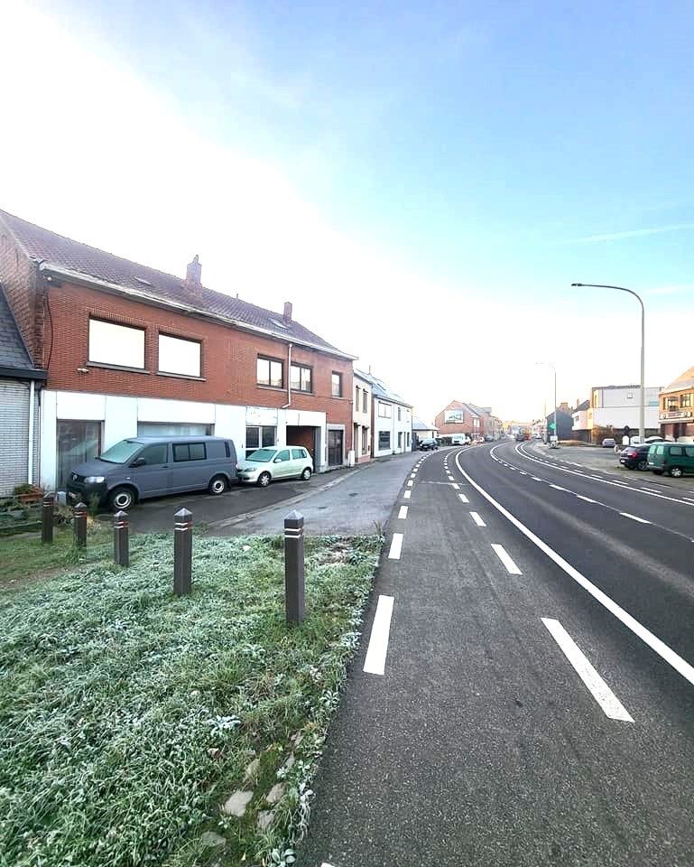 Depot met ruim bovenliggend appartement. foto 30