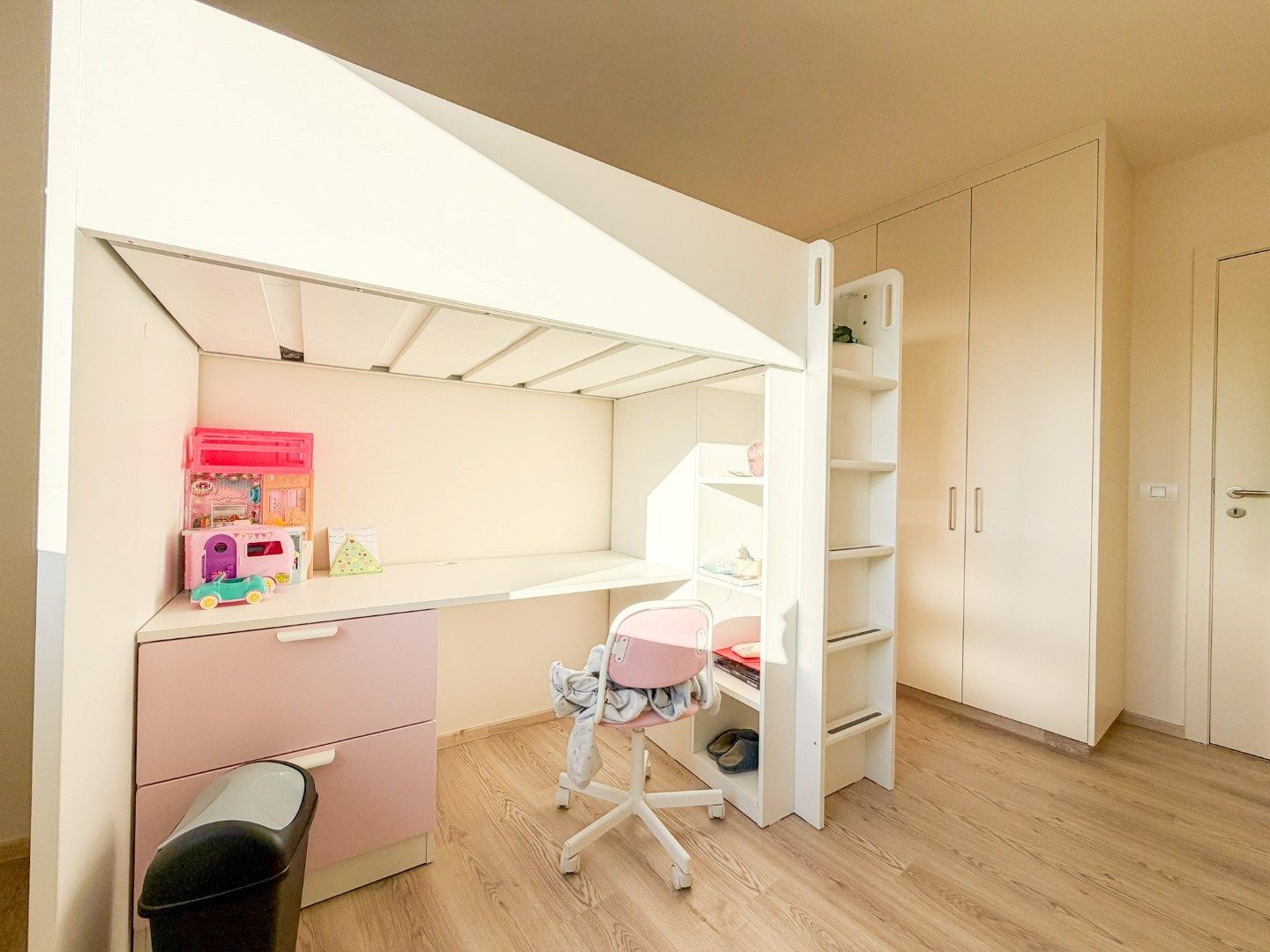 Energiezuinige woning, perfect instapklaar, met 4 slpk en ruime garage, Lichtervelde foto 23