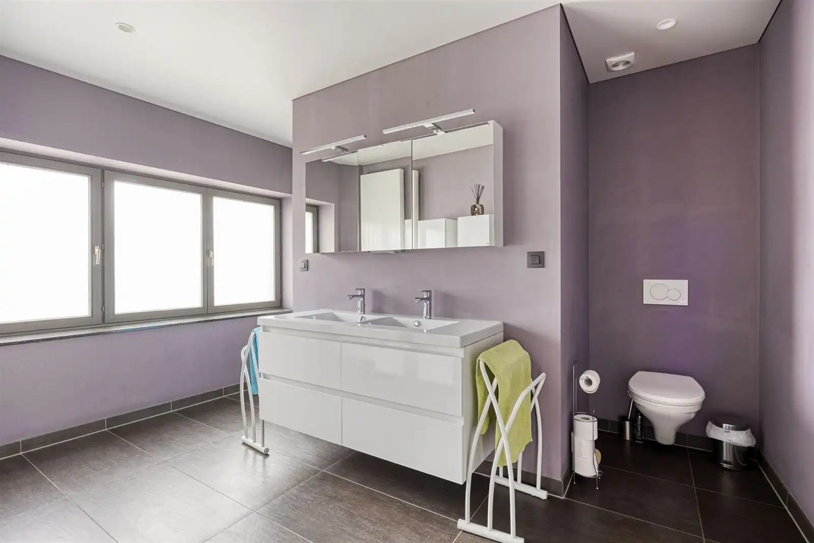 Woning met ruime loods te koop foto 20