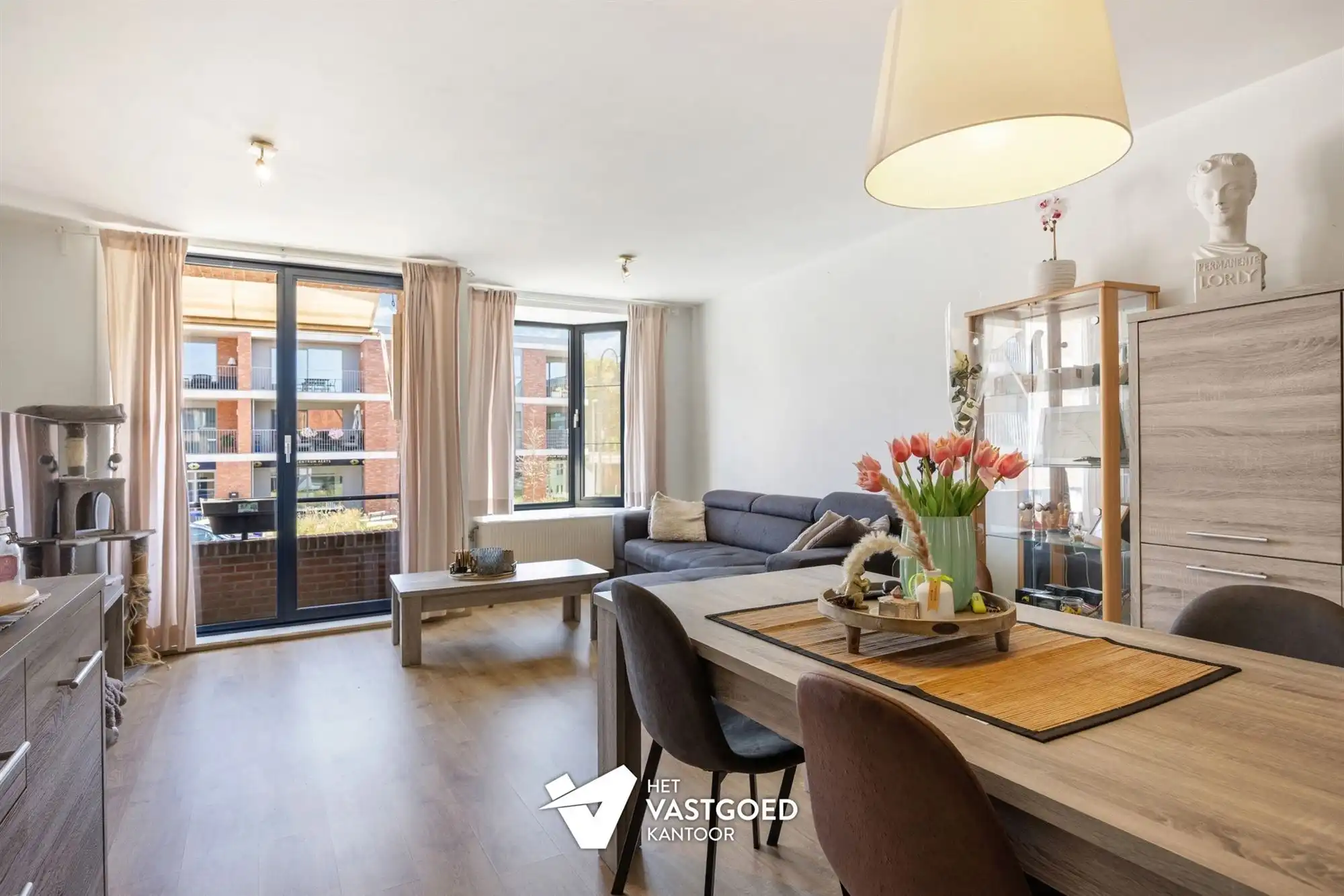 CENTRAAL GELEGEN, INSTAPKLAAR TRIPLEX APPARTEMENT foto 6