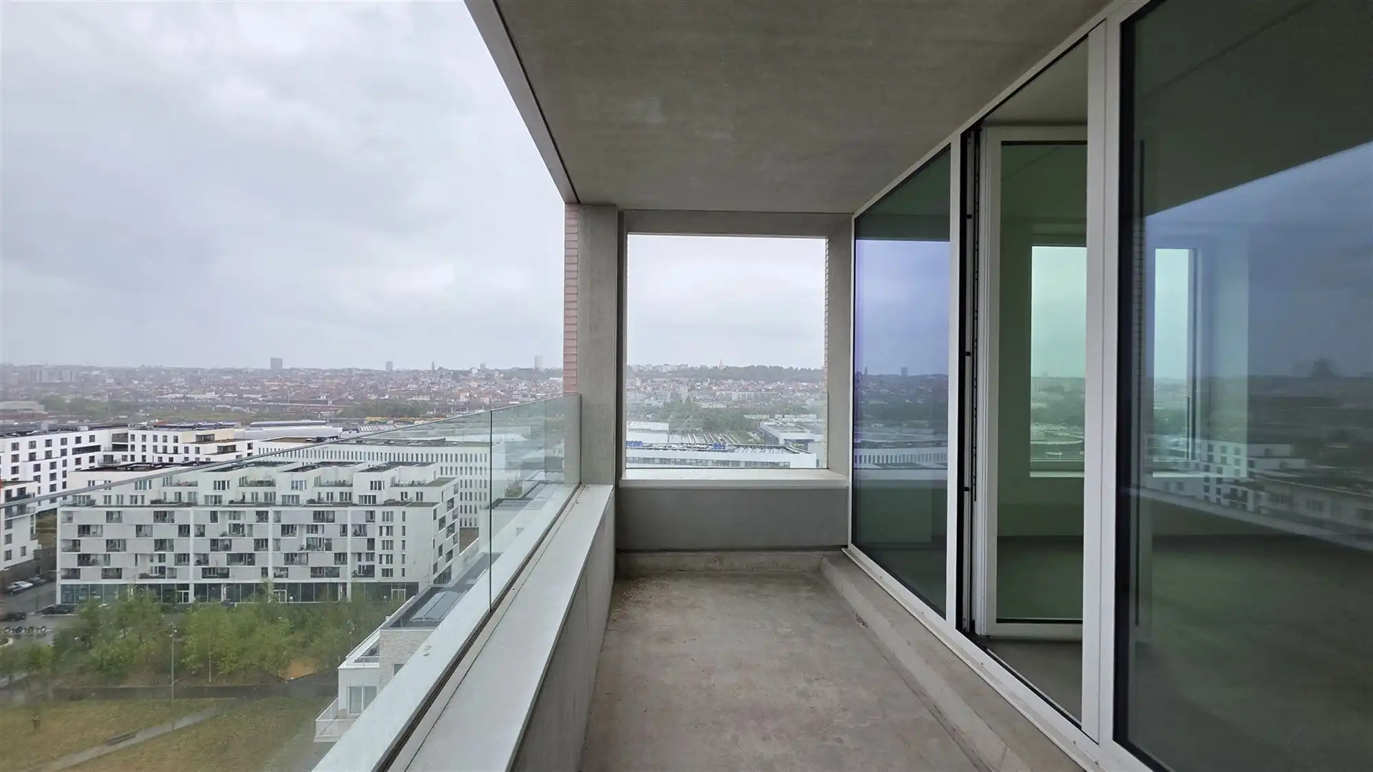 Nieuwbouw 3 slaapkamerappartement foto {{pictureIndex}}