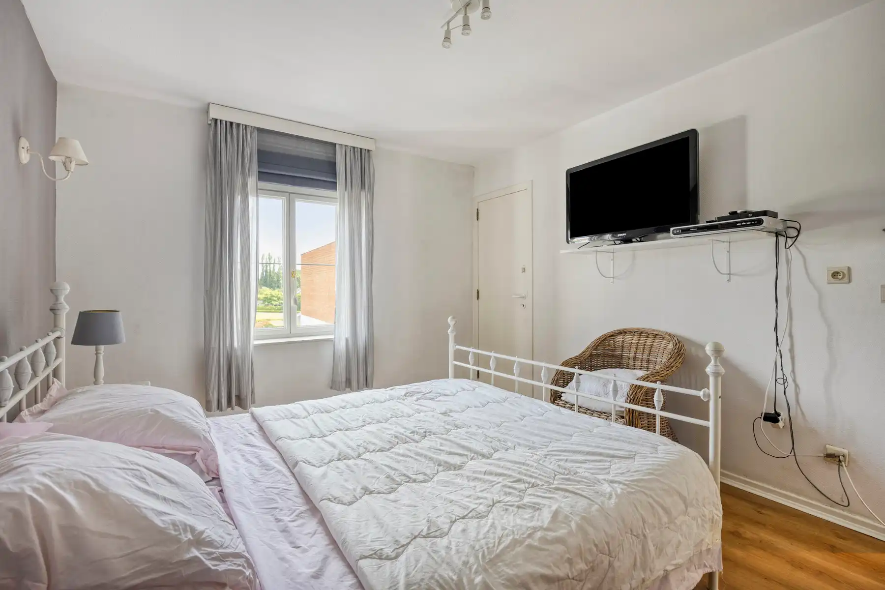 Instapklare woning in het centrum van Asse! foto 16