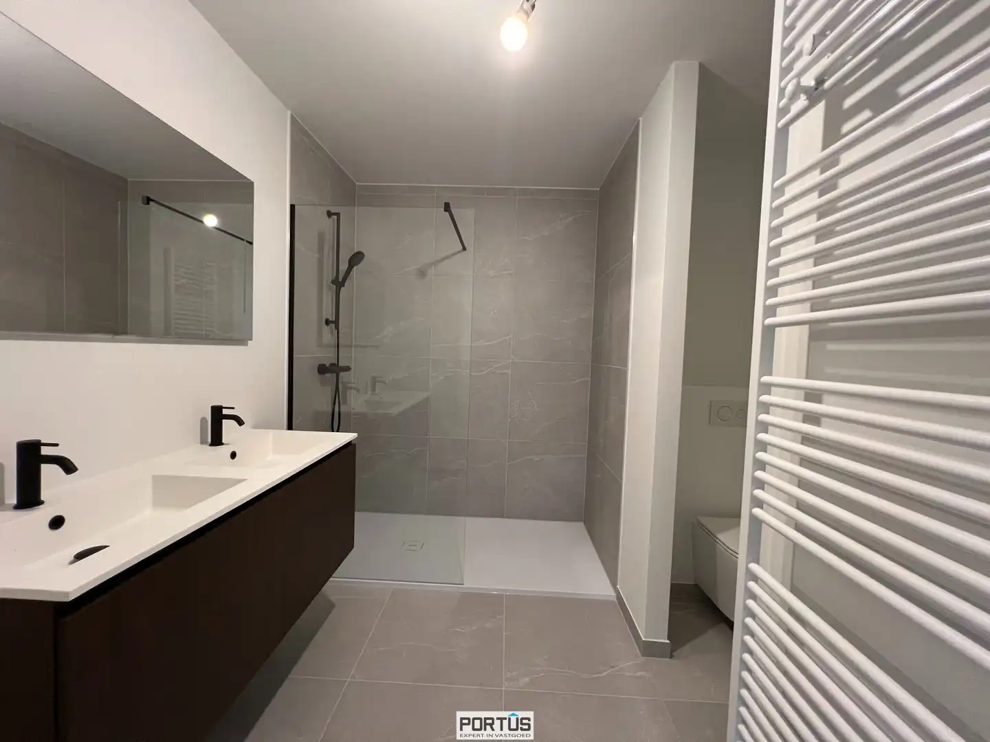 Instapklaar nieuwbouwappartement te koop met 2 slaapkamers in Residentie Portanic te Nieuwpoort foto 8