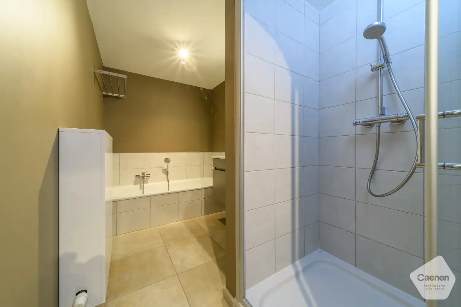 Prachtig gelegen instapklaar en gemeubeld appartement met zeezicht foto 14