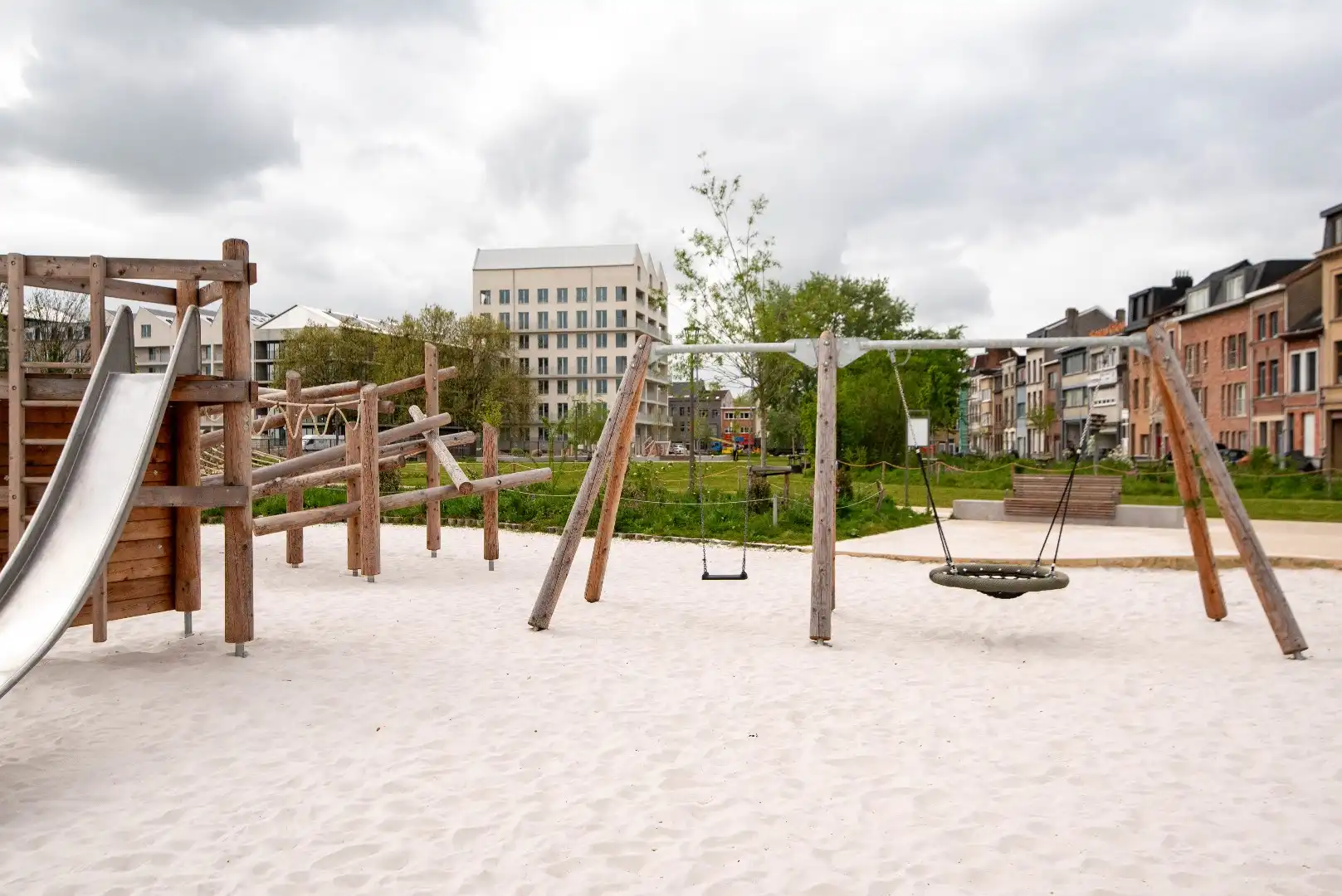 Energiezuinig nieuwbouwappartement met terras op de Slachthuissite foto 19