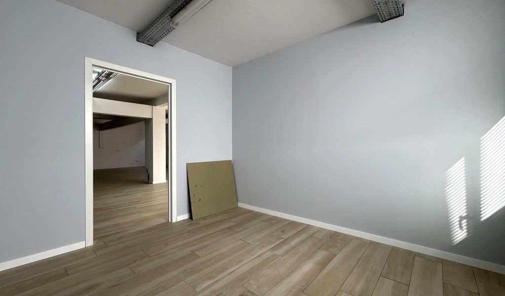 Vernieuwde kantoren te huur vlakbij Eilandje in Antwerpen foto 6