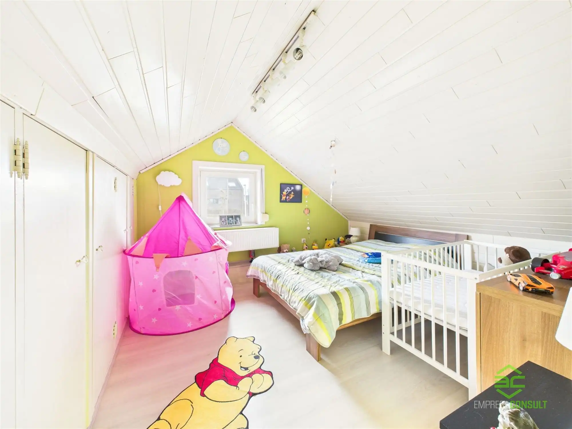 Gezinswoning met 3 slpk op 10a68ca in het centrum! foto 16