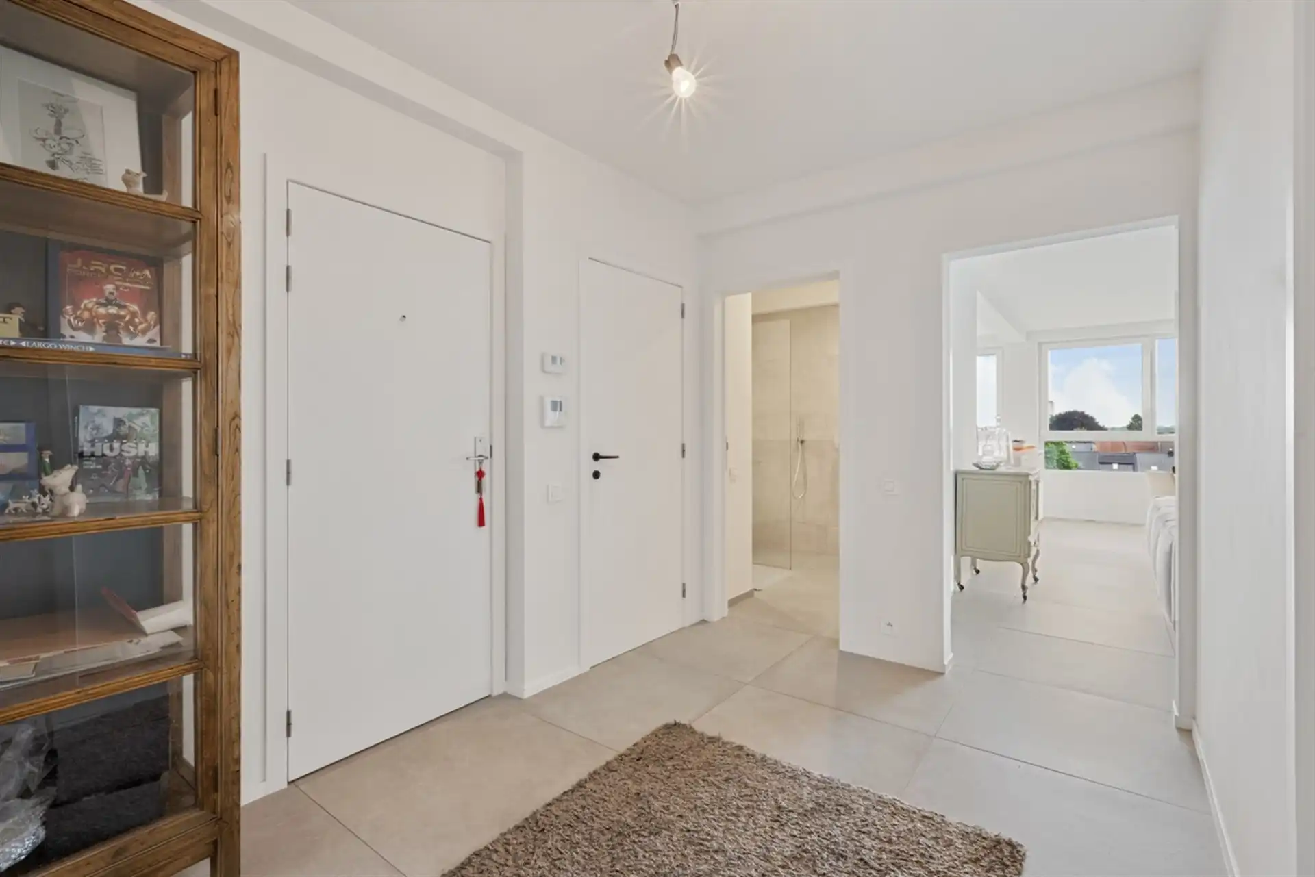 Ruim en stijlvol appartement met terras en prachtig uitzicht in hartje Aalst foto 10