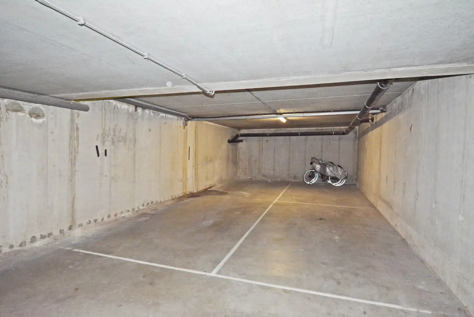 Centraal gelegen dubbele staanplaats foto 4