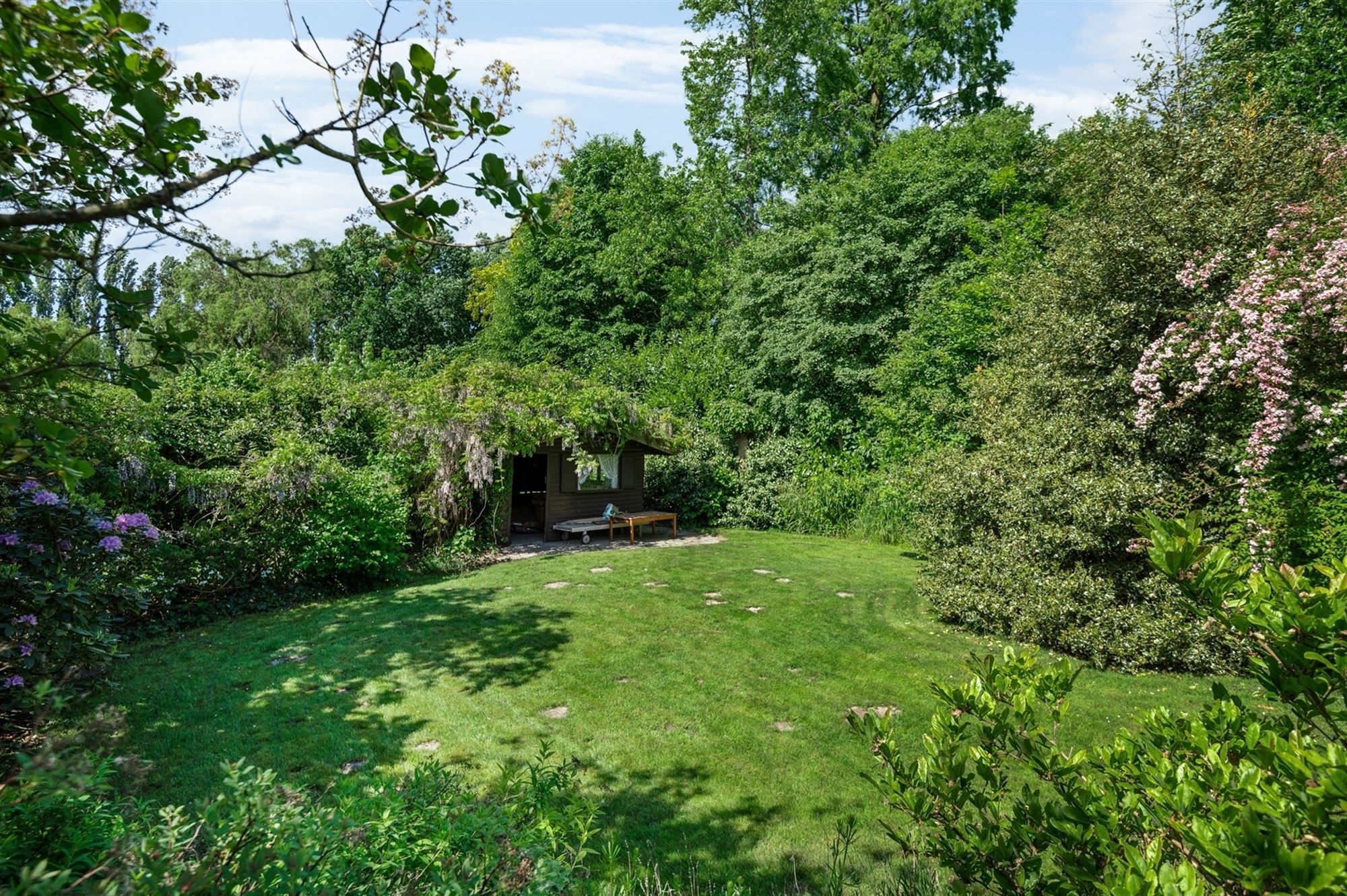 Verzorgde laagbouwvilla op ruim 1ha te Putte foto 12