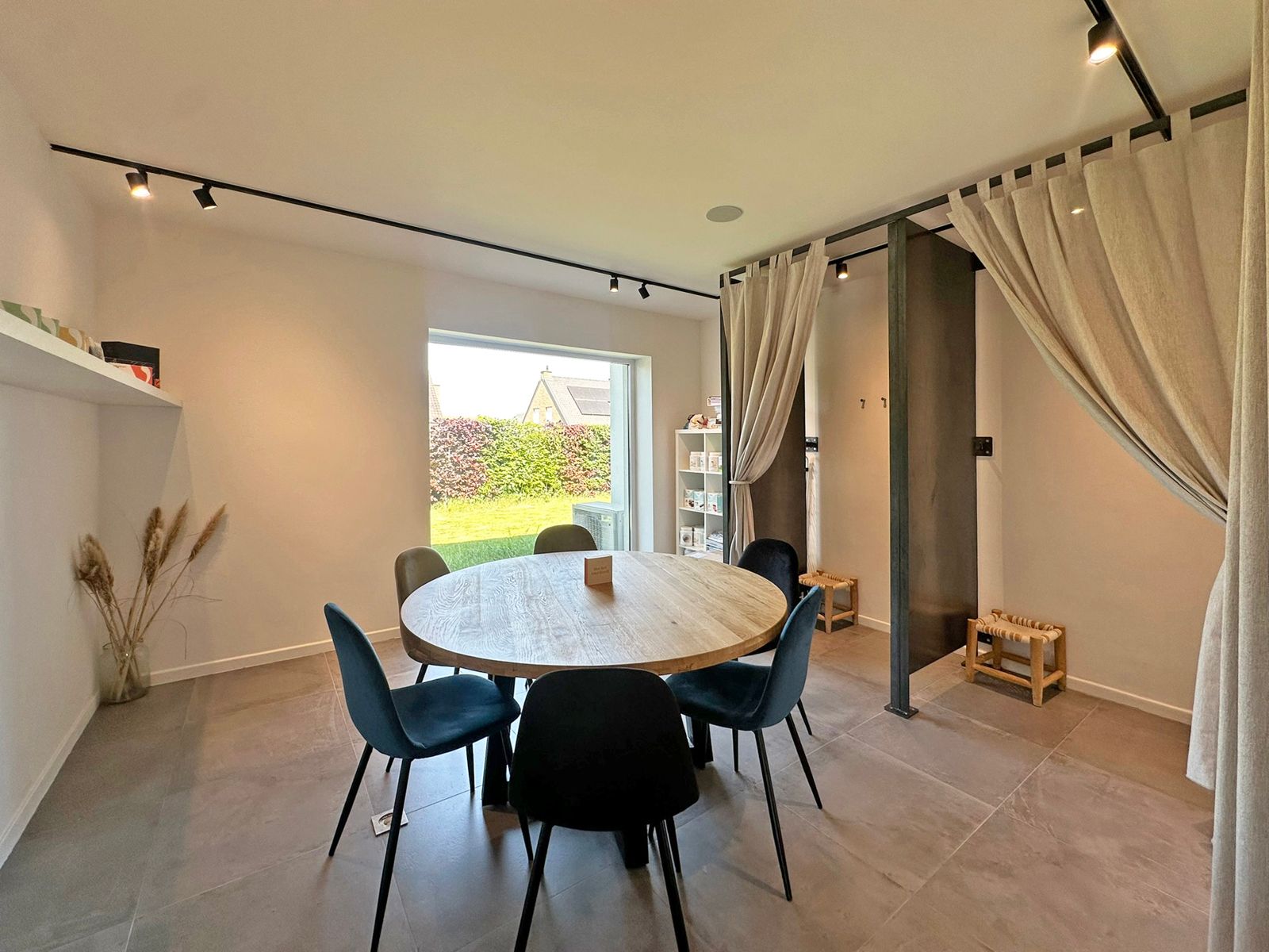 Instapklare coworkingspace in beauty & sport te Gavere foto 6