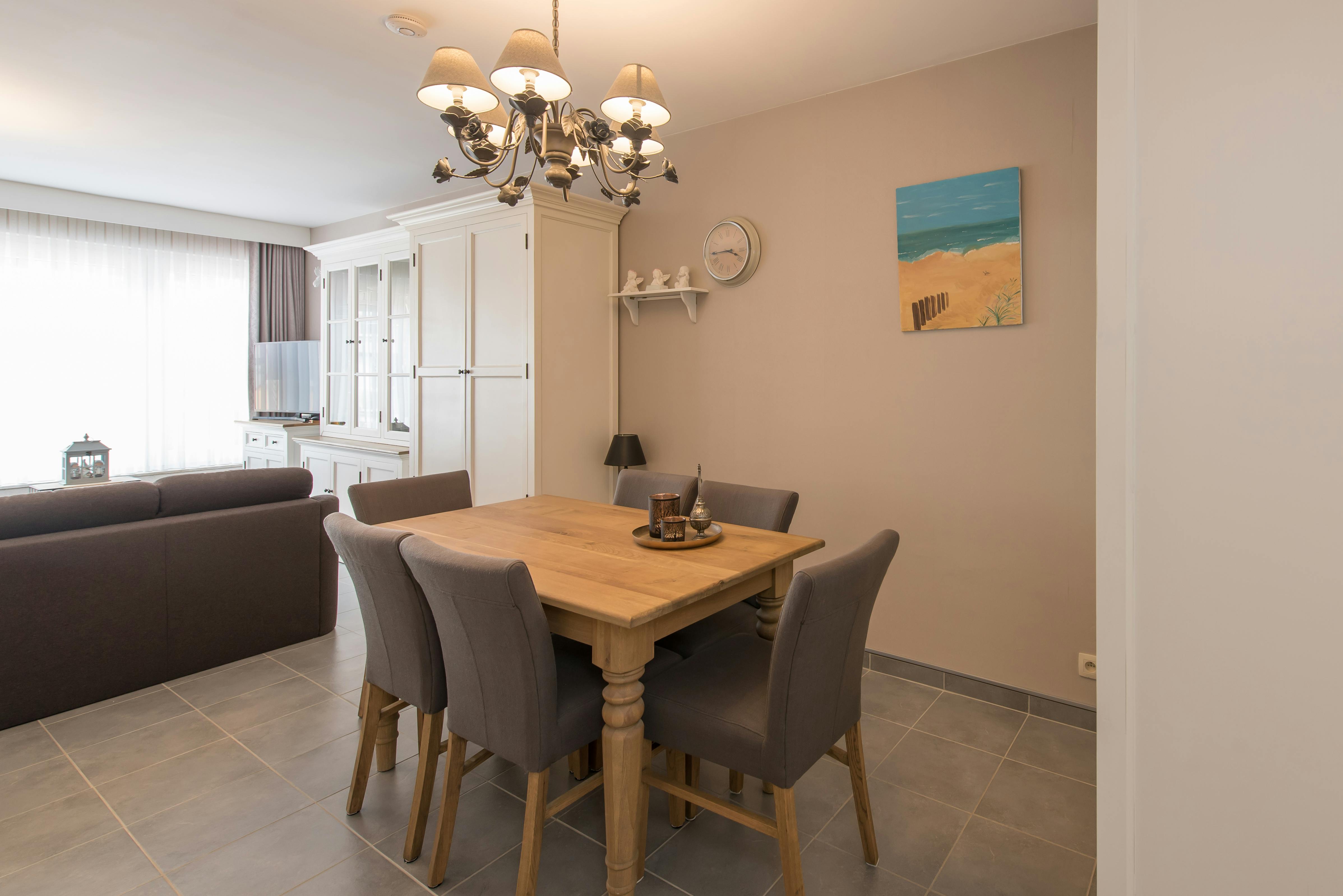 Gerenoveerde studio te koop nabij zeedijk Middelkerke foto 5