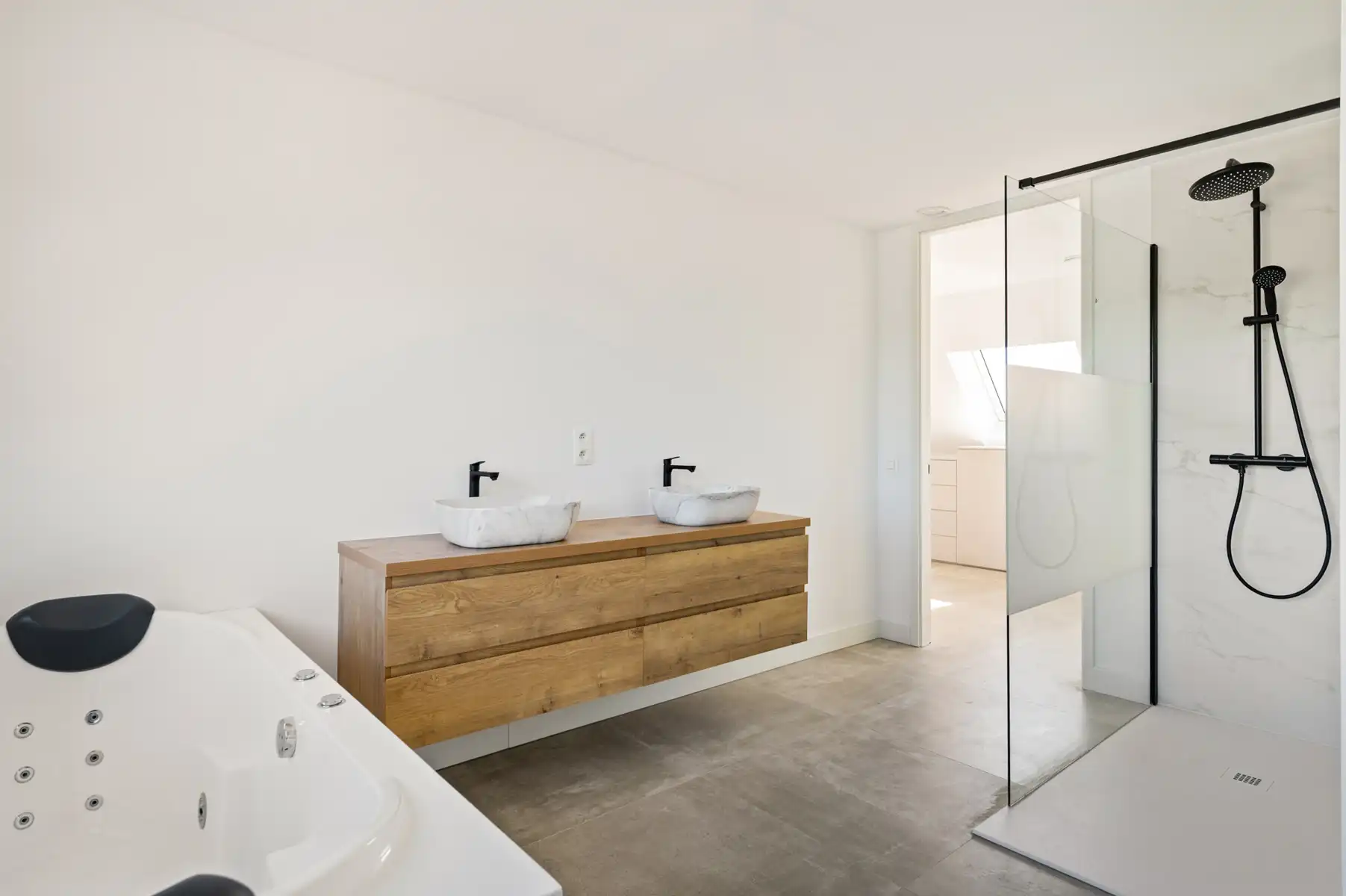 Nieuwbouw duplex van ca. 173 m² met lift ín het appartement foto 14
