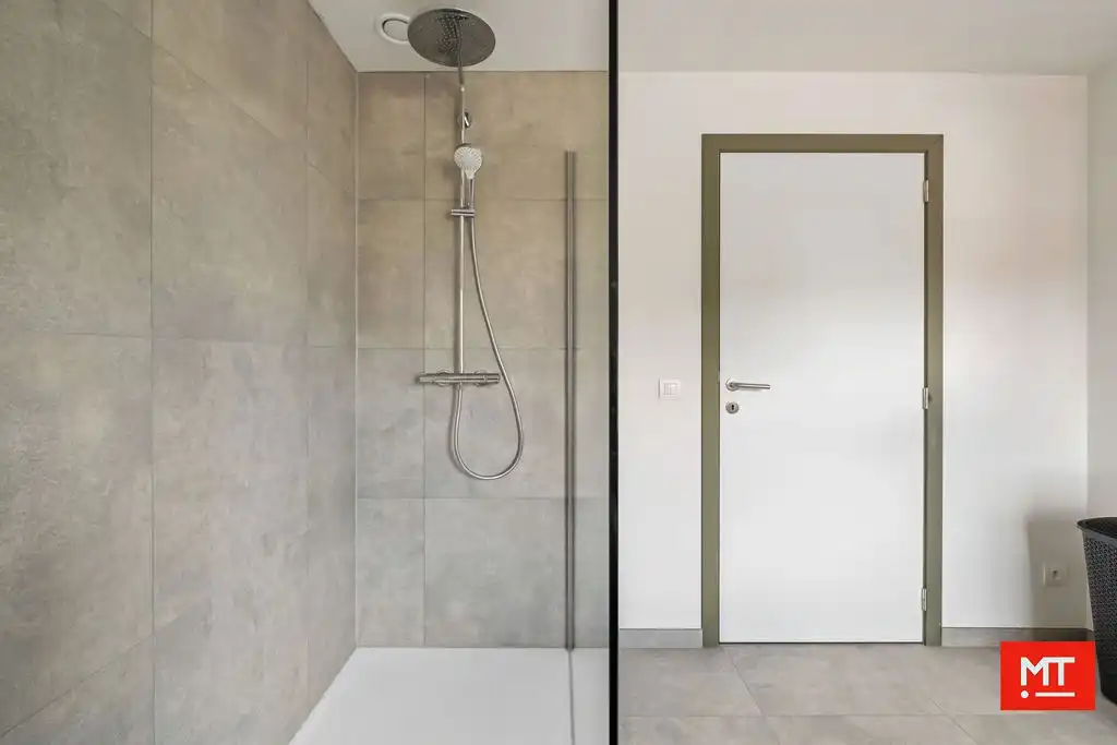Halfopen nieuwbouwwoningen op een rustige locatie in Wervik foto 21