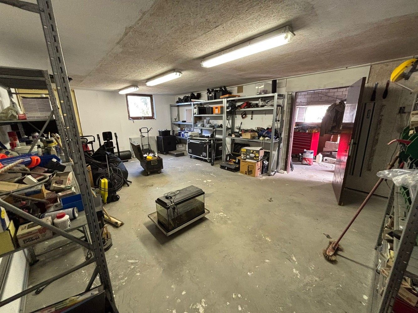 Instapklare, volledig gerenoveerde woning met loods en zichtbare ligging in Heverlee foto 24