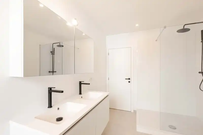 ✨Halfopen, volledig gerenoveerde gezinswoning met 3 slaapkamers TE KOOP in Rekkem! foto 14