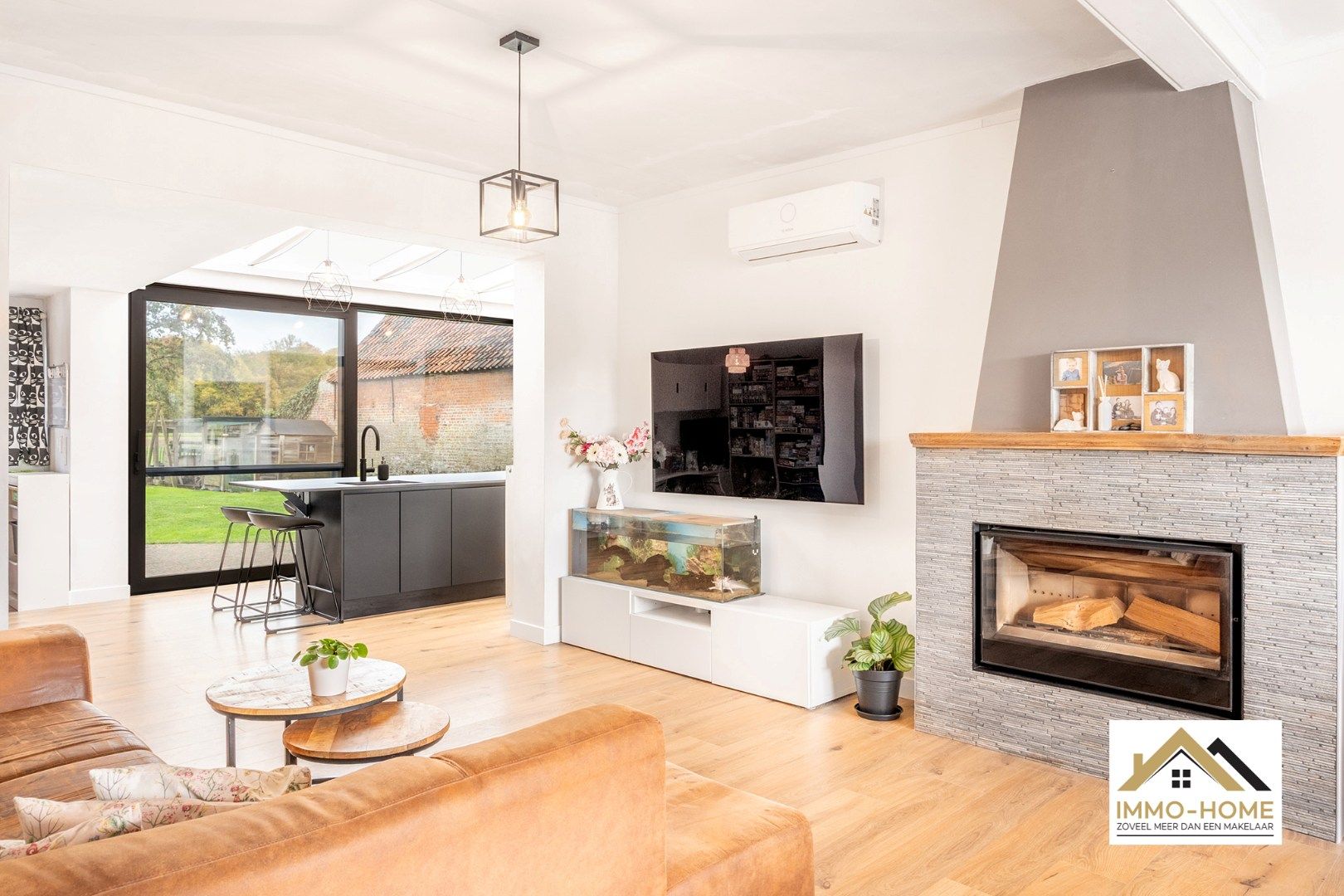 Prachtige gerenoveerde HOB met landelijk uitzicht!  foto 3