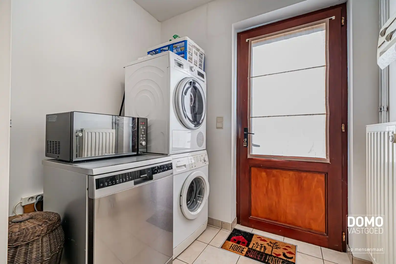ZUIDWESTELIJK GEORIËNTEERDE DOORZONWONING MET LICHTRIJKE AANBOUW, GEZELLIGE TUIN EN RUIME GARAGE TE KURINGEN (HASSELT)  foto 27