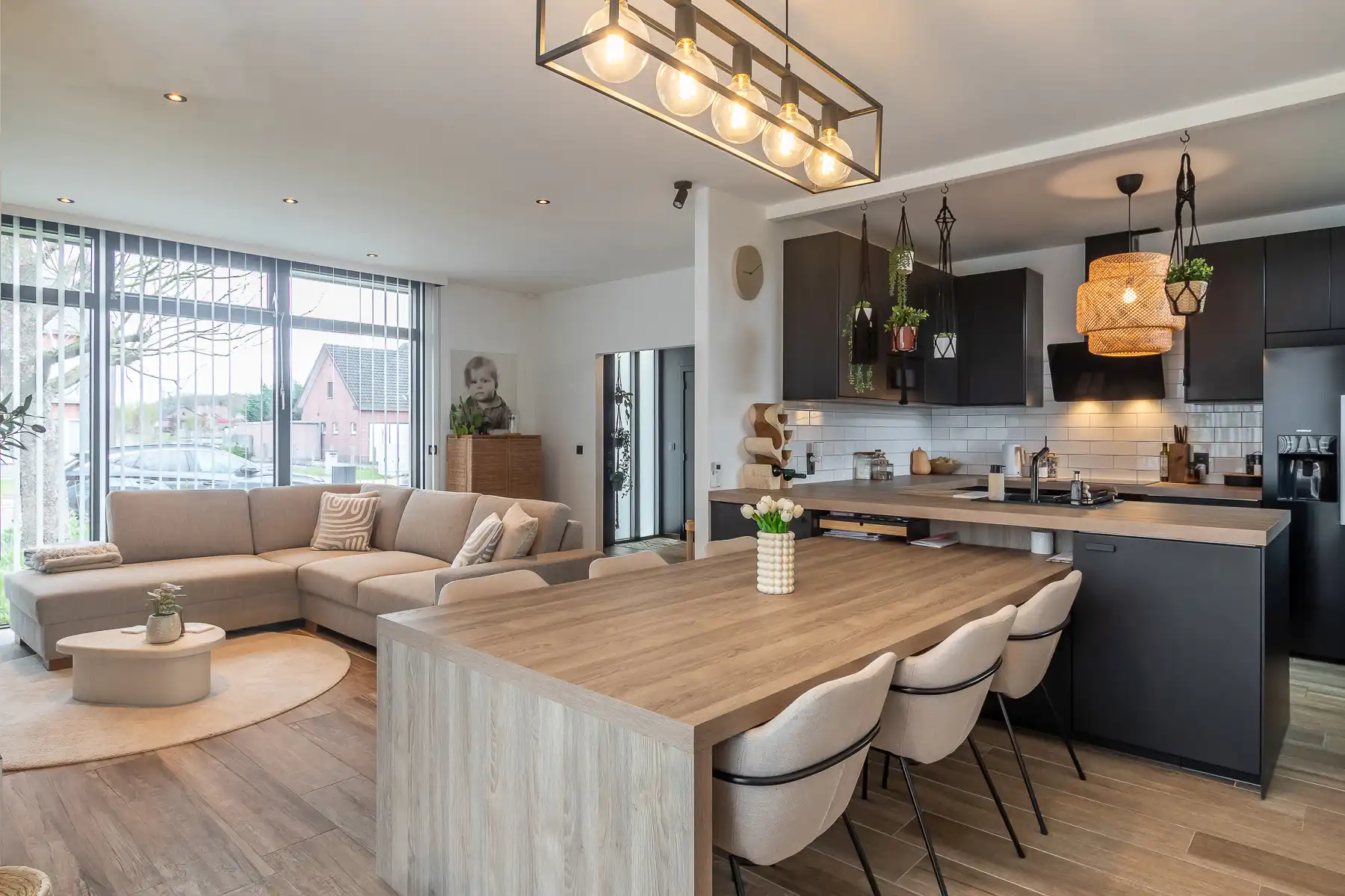 Gerenoveerde en instapklare gelijkvloers woning met 3 slaapkamers en garage  foto 13