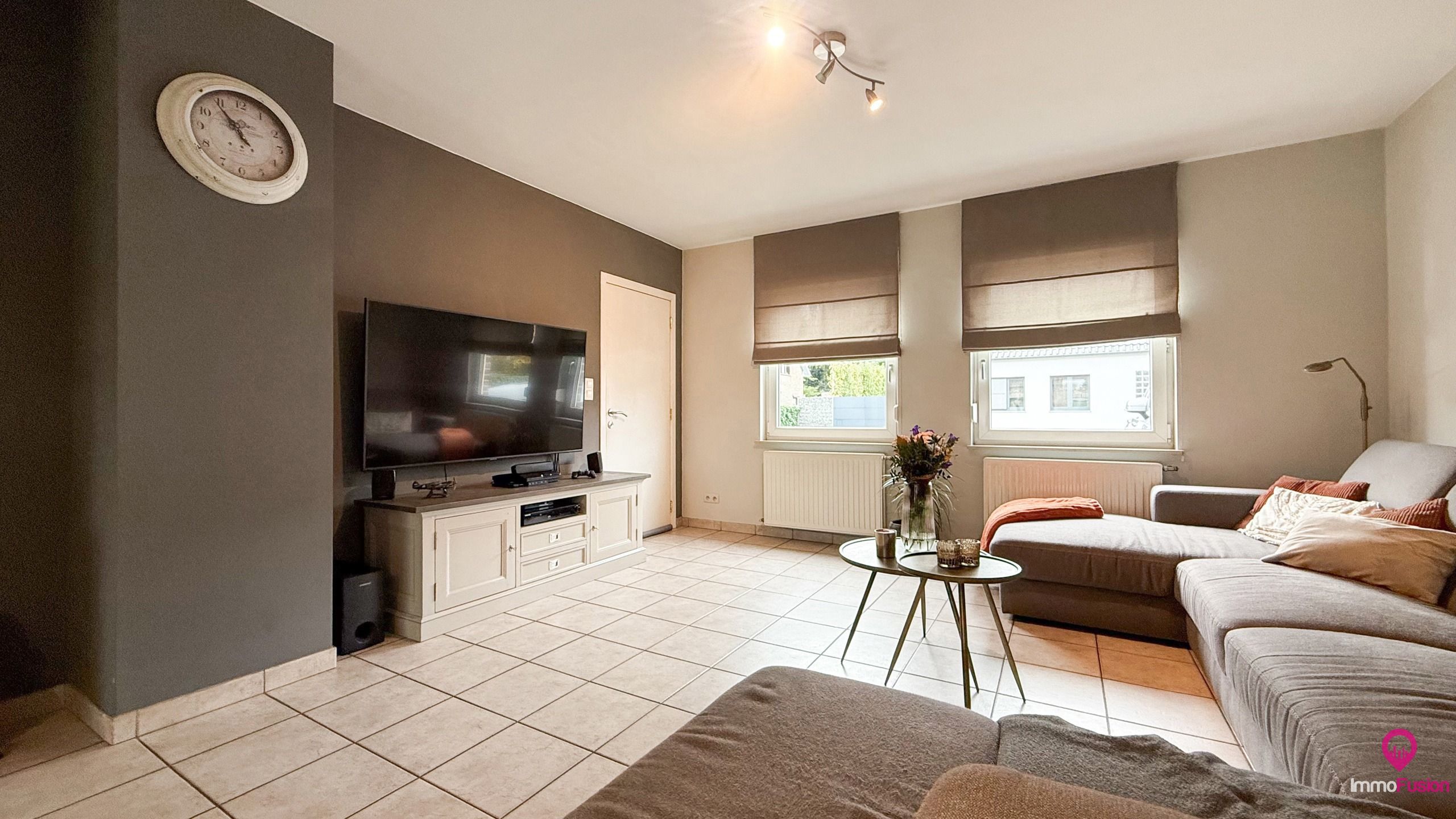 Prachtige woning met yogastudio en paardenweide achteraan! foto 4