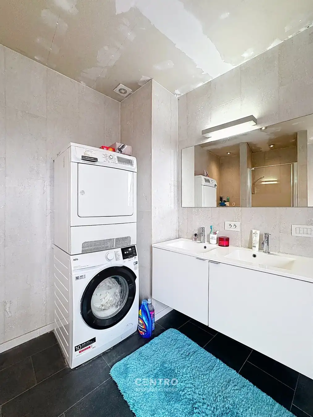 Instapklare woning met handelsruimte op TOPlocatie! foto 8