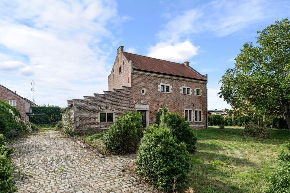 AUTHENTIEKE, STATIGE WONING MET KARAKTER IN HOEPERTINGEN foto 4