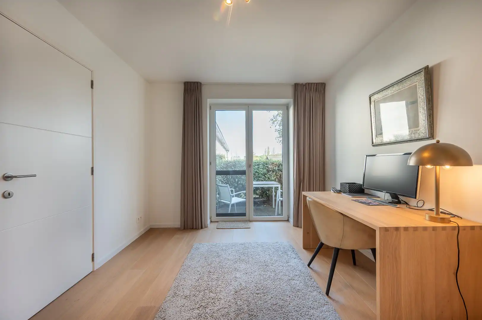 Prachtige, lichtrijke woning vlakbij het pittoreske Oosthoekplein in het Zoute op wandelafstand van de zee en het Zwin. foto 12