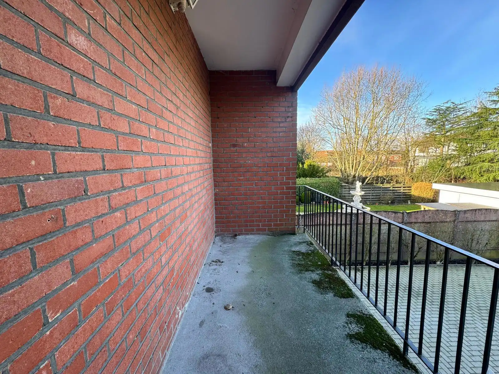 Ruim appartement met 2 slpks, tuin en garage in Rumbeke foto 11