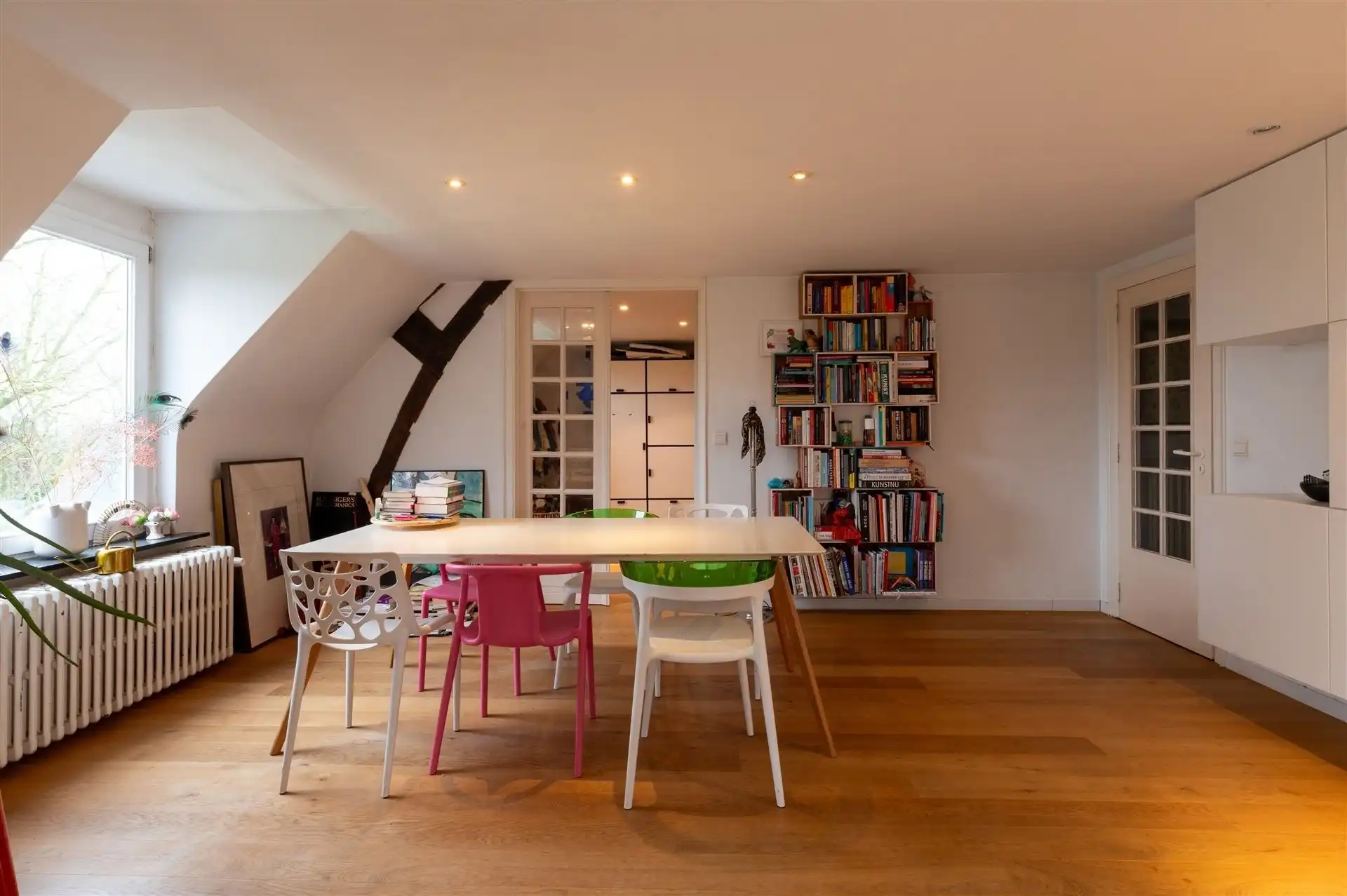 Modern duplexappartement in een karaktervol gebouw. foto 3