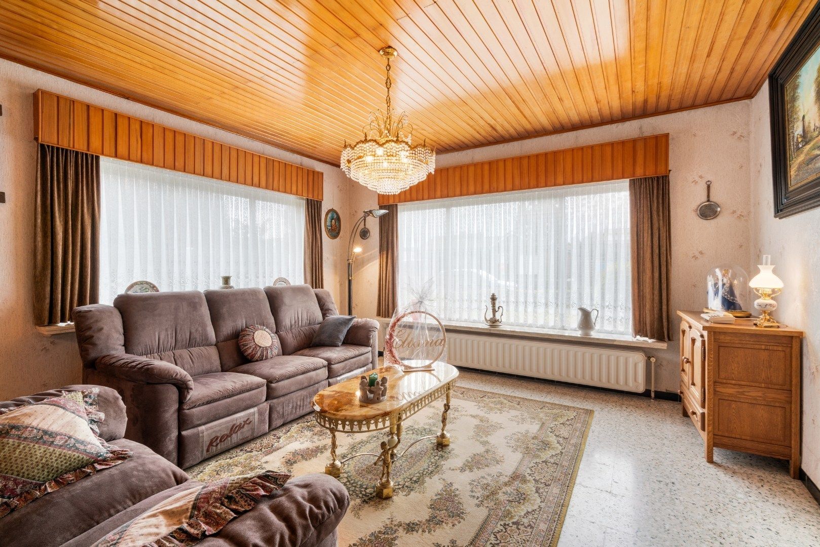 Te renoveren gelijkvloerse villa op een royaal perceel van 745 m² in de Warandestraat 65 – solide basis met groeipotentieel foto 2