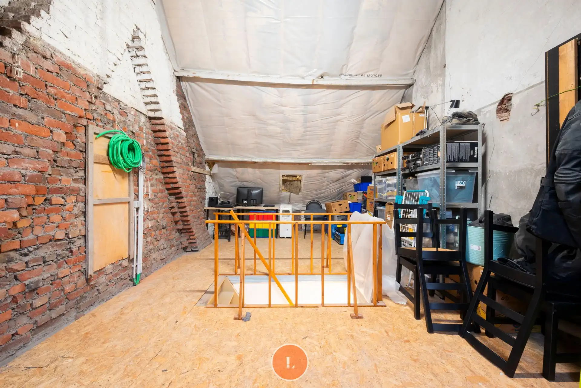 Instapklare stadswoning met 2 slaapkamers, ruime zolder en gezellige stadstuin foto 16