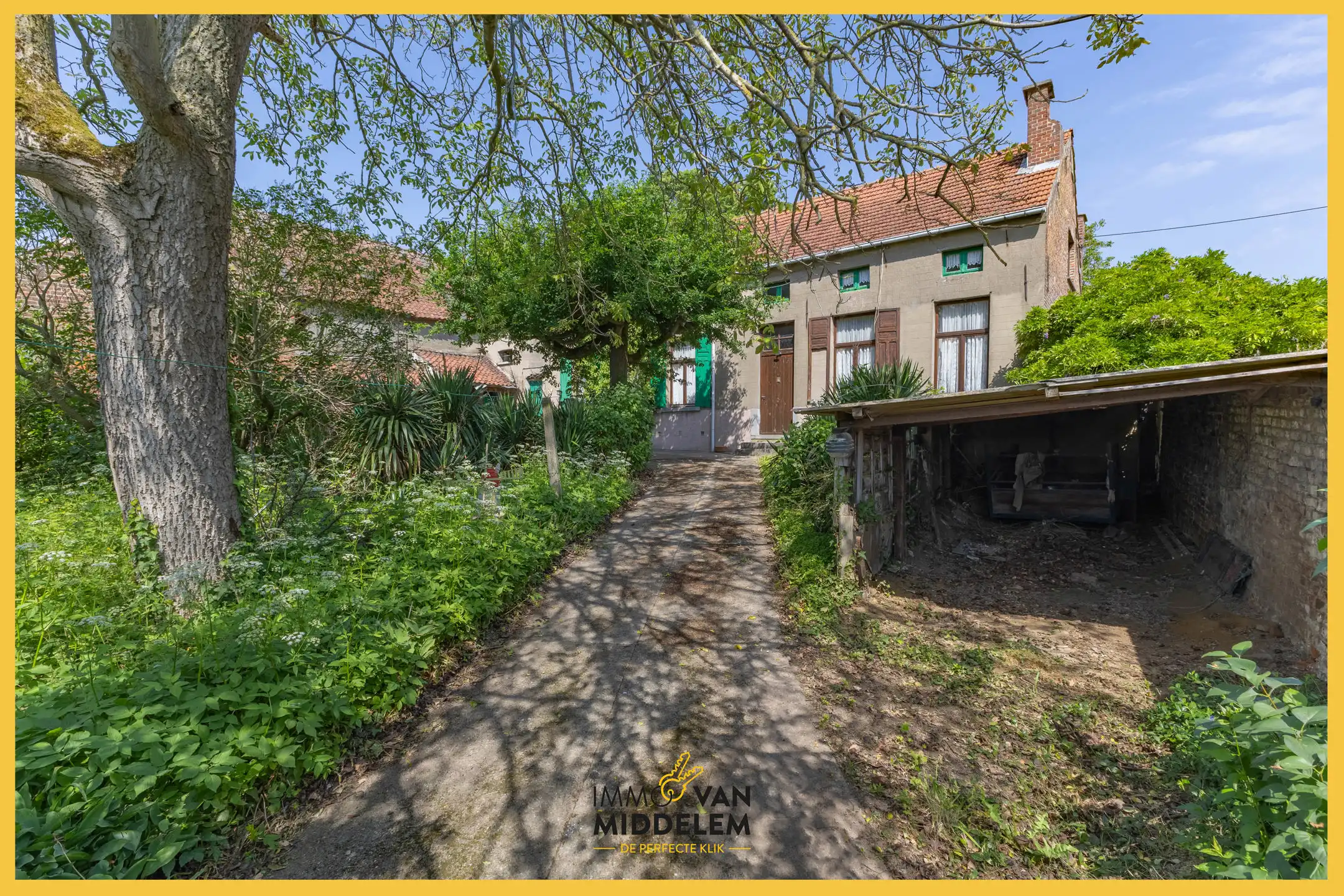 PRACHTIG GELEGEN TE RENOVEREN HOEVE OP +/- 1,80 hectare foto 17
