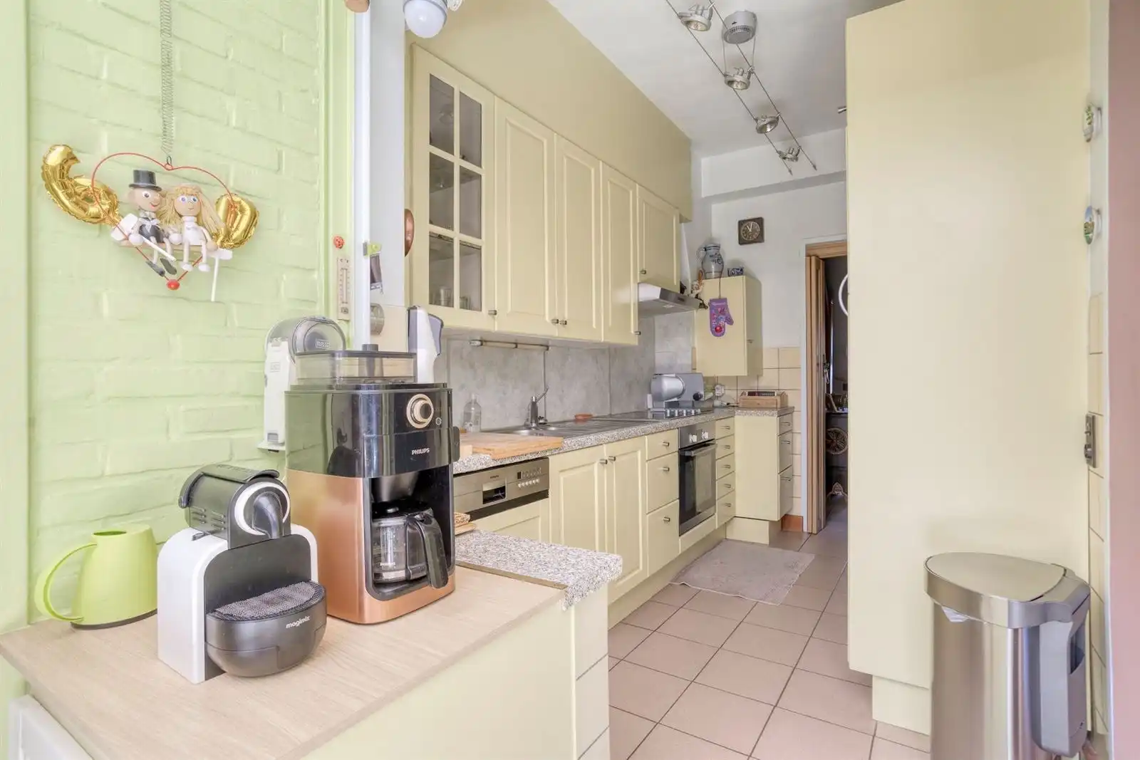 Zeer goed onderhouden woning met 3 slaapkamers, bureau + prive staanplaats  foto 12