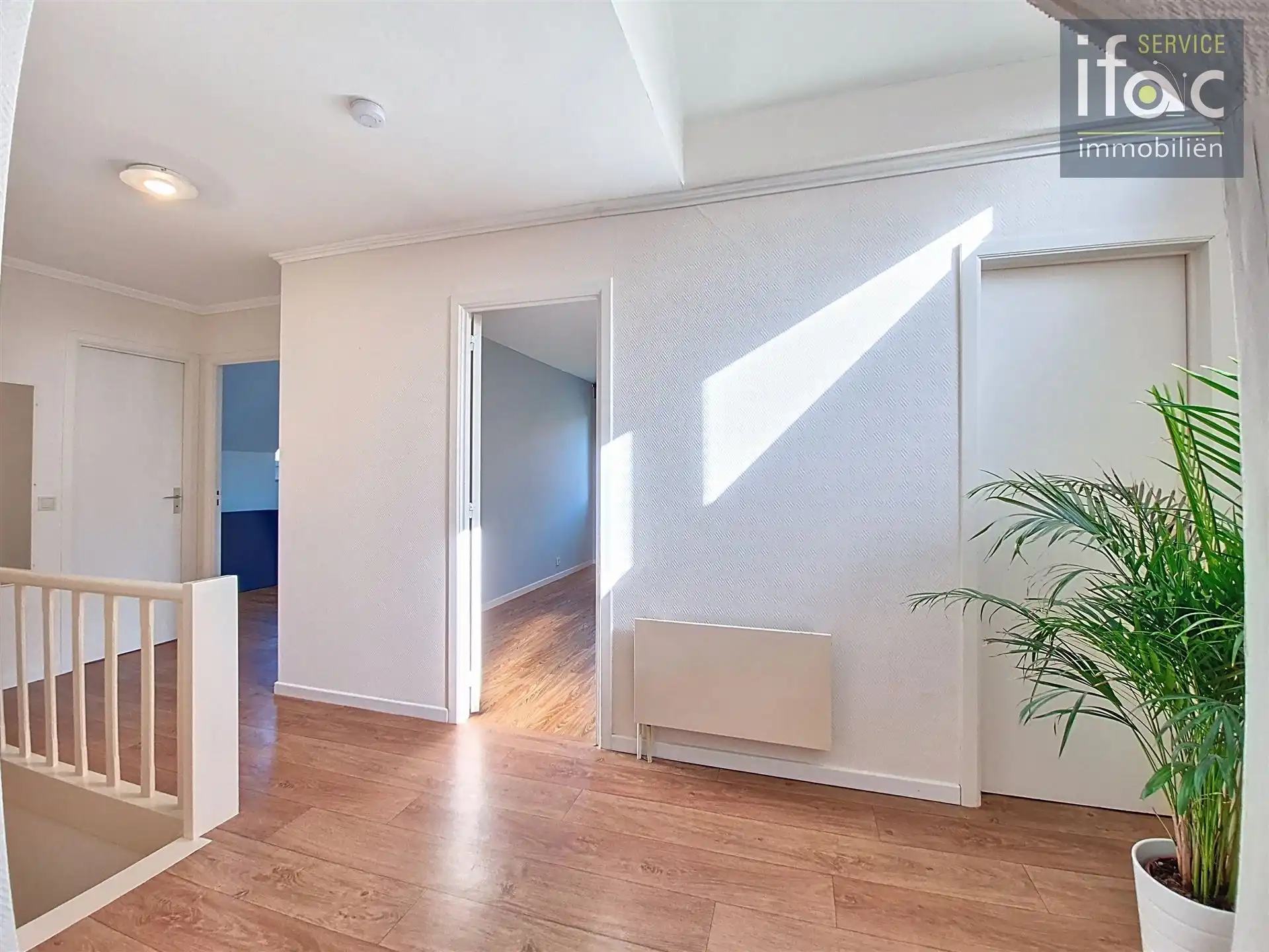 Centraal en rustig gelegen zuid gerichte villa op 11a16ca  foto 21