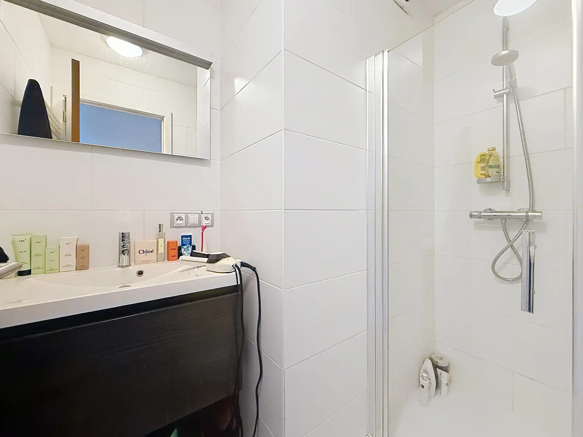 Modern 2 slaapkamer appartement gelegen op rustige site foto 11
