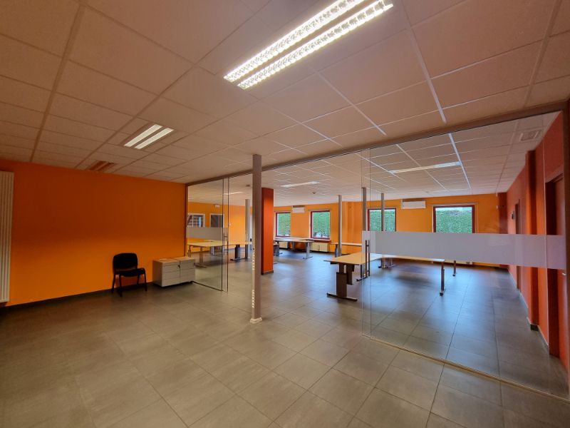 Bedrijfsgebouw te huur foto 4
