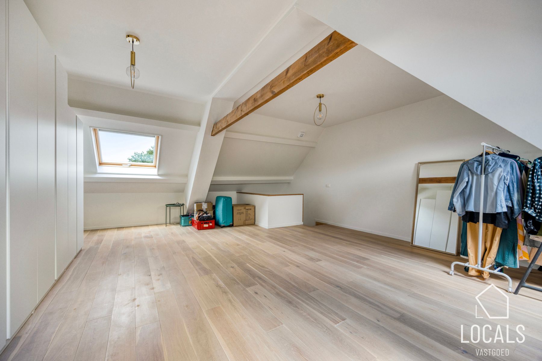 Stijlvol wooncomfort in hartje Iddergem! foto 20
